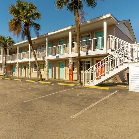 Oyo Hotel Myrtle Beach Kings Hwy Dış mekan fotoğraf